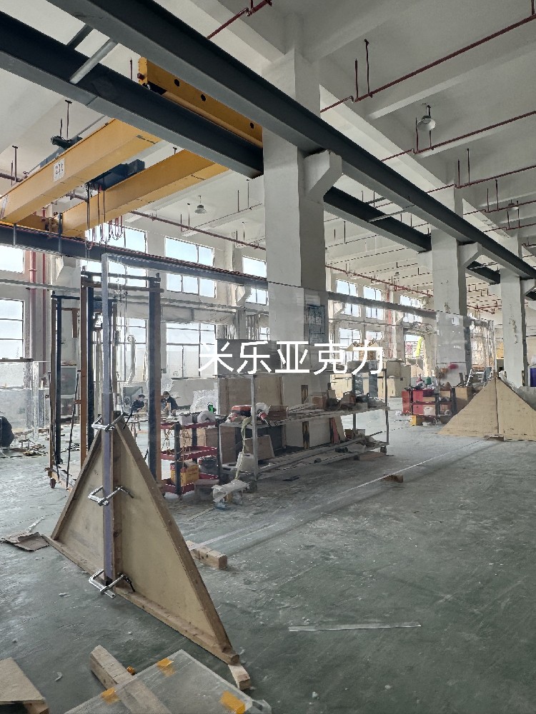 <b>亞克力板老化能避免嗎?保護措施揭秘</b>